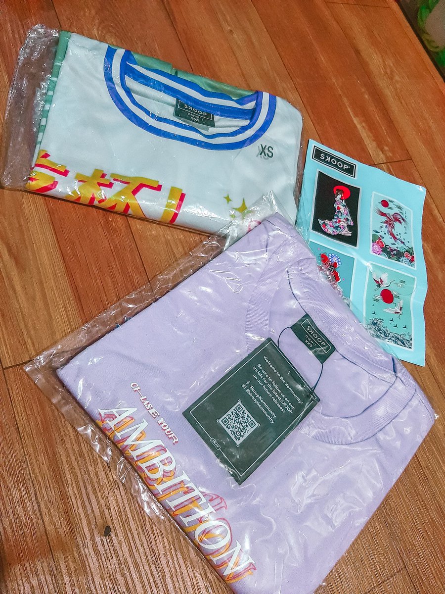 itslovesngsumin's tweet photo. Finally, my order 😩
Tho I'm not happy with the sleevehole of the shirt shikip di ako sanay na nasasakal ako --- ay
Got the Jersey for free 😩💜
#gotobrand #skoop https://t.co/IOeCiRMT9i