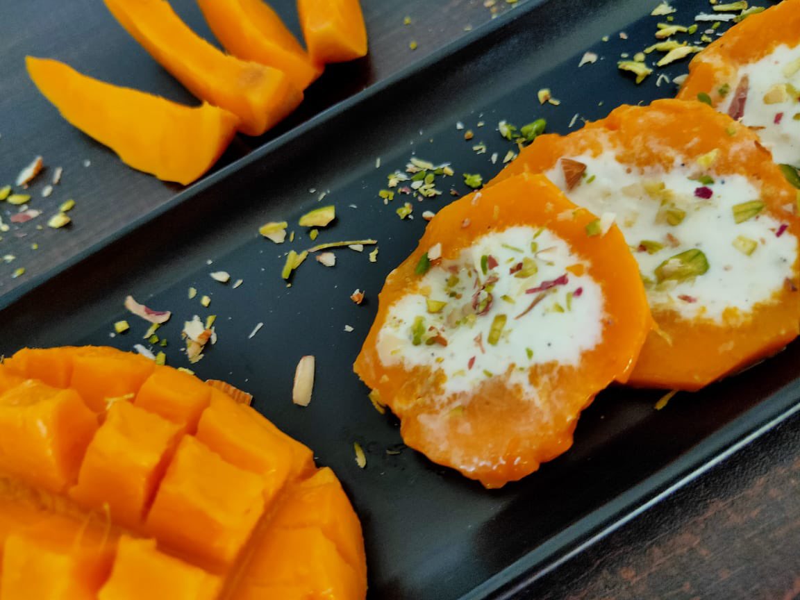 Deepiiskitchen's tweet photo. Mango Stuffed kulfi https://t.co/066P1PnDtZ via @YouTube https://t.co/c2ekdWqp3P