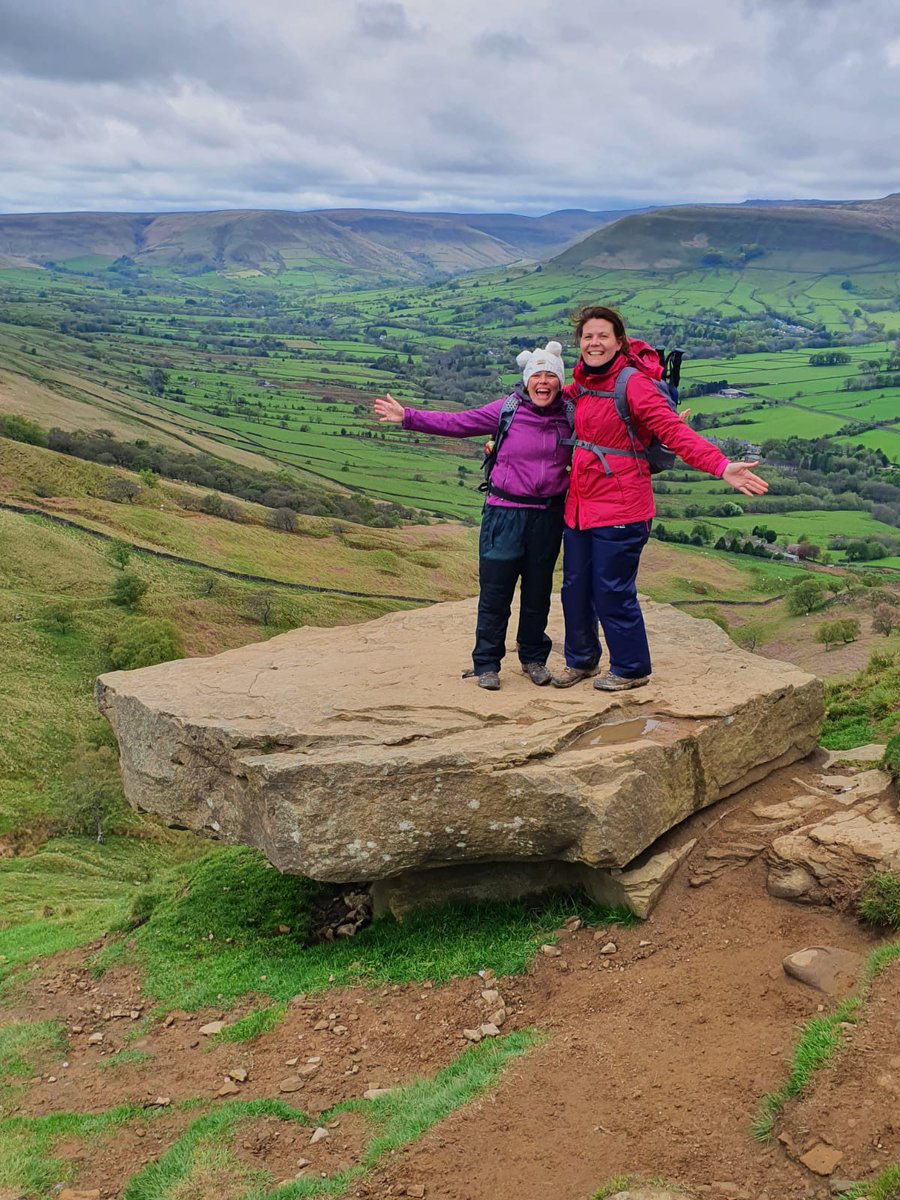 blackandgrayadv's tweet photo. Fab day yesterday walking Mam Tor #blackandgrayadventures  #firstpostcovidwalk #keepingpeoplemoving #derbyshire #mamtor https://t.co/1vUDzSDH1L