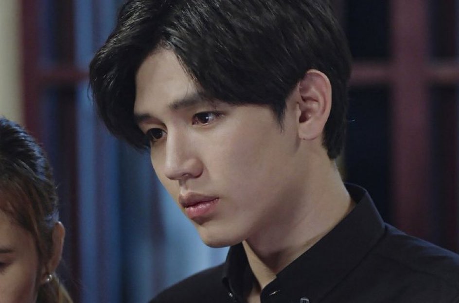 Haeseobsuk's tweet photo. คืนนี้ 20.30 น มาช่วยพี่ขัน สืบหาความจริงกันนะทุกคน #TheCommentsEP1 #TheComment #Newwiee @new_thitipoom https://t.co/DshrfbWy95