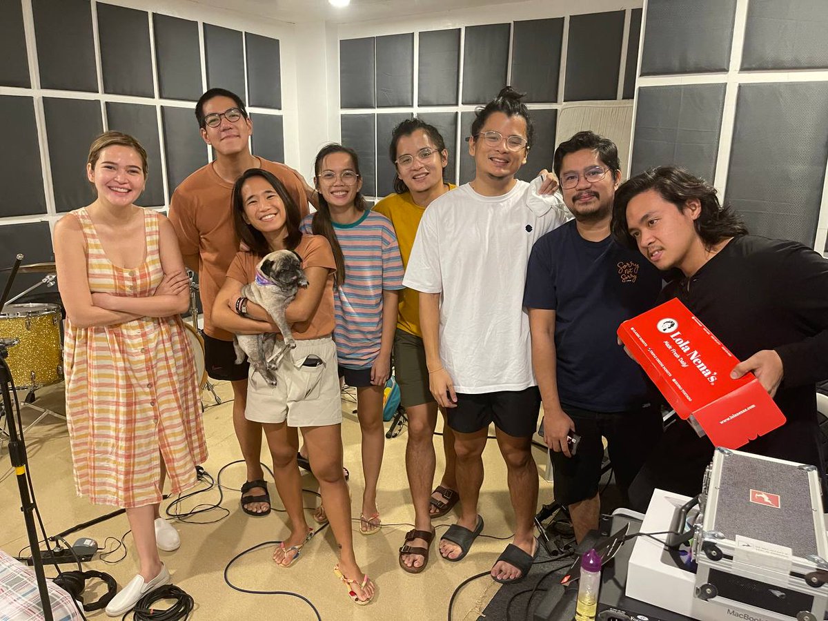 BenAndBenMusic's tweet photo. #MagpahingaMV storytime! (watch: https://t.co/7zAPfVVOoH) dito shinoot sa Ben&amp;Ben House 2 yung Magpahinga MV. nagkasabay yung shooting namin sa recording ng album 2. kapag naka-break kami sa recording, sasama kami sa shoot tas papanoorin namin yung acting ni Bela Padilla at (1/2) https://t.co/g3HpxUpmtA