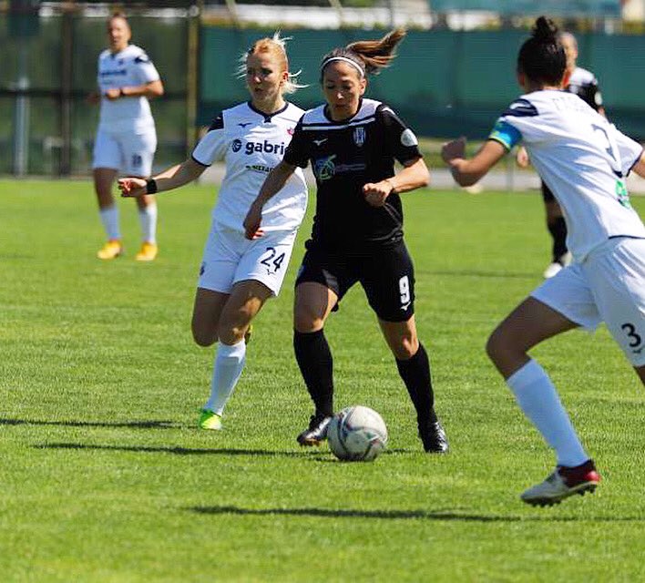 Faby_Howmuch's tweet image. •L’ultimo atto• ⚽️
.
.
.
#nevergiveup #sempreecomunque #football #calcio #calciofemminile #figc #timvision #orogelstadium #cesena #roma #together #lastradaperlaglorialapercorronogliaudaci #coraggio #selvaggia  #hakunamatata #spb