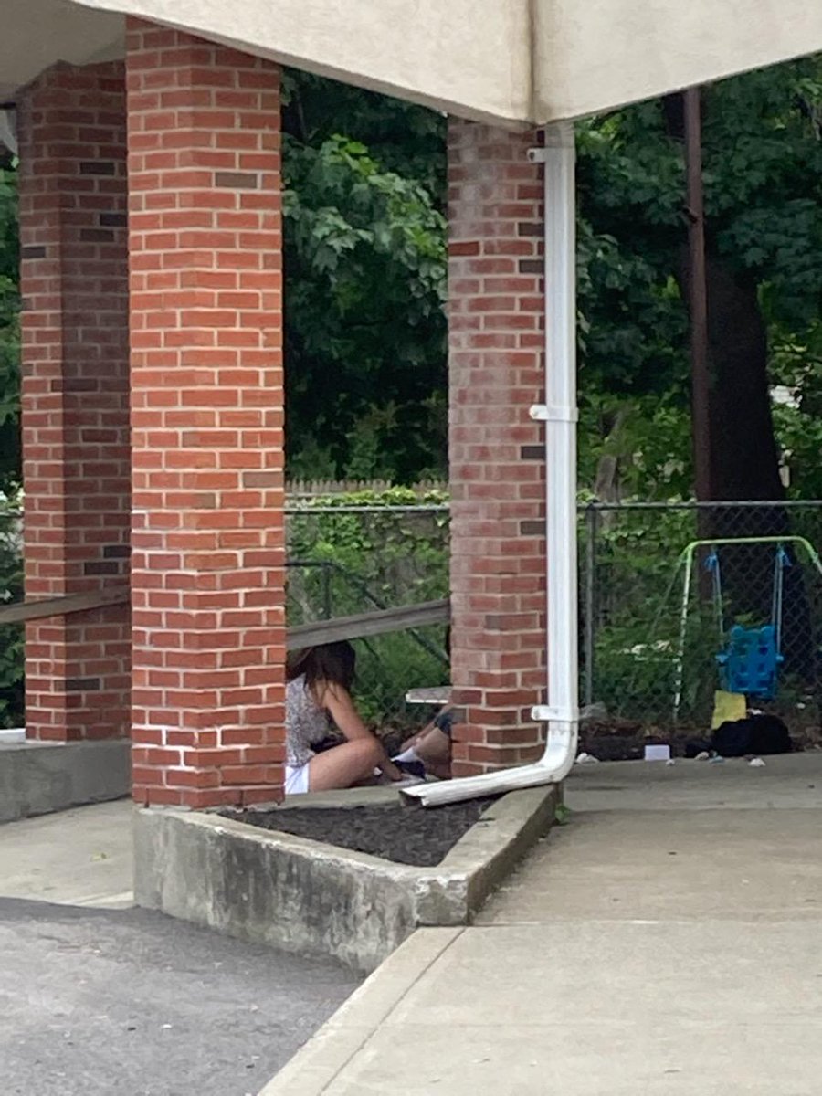 SS161821's tweet photo. #seeaneedfillaneed #dontignore #helpalways #KindnessMatters #Kindness #makeadifference #love #streetSoldiersalbany #empathy #YouMatter #compassion #dontjudge #Albany #homeless #bethere #ISeeYou https://t.co/9cMHRh0Jtn