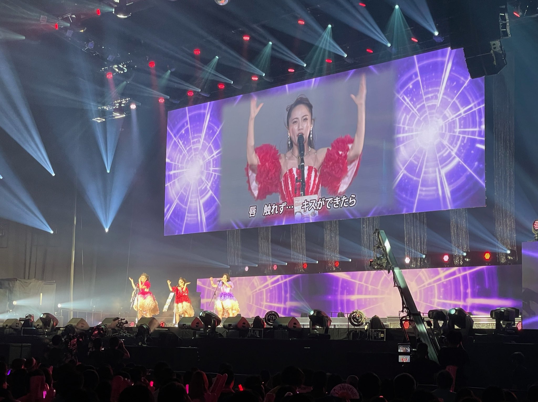 E2ENeHGVkAEo8Zv?format=jpg&name=large