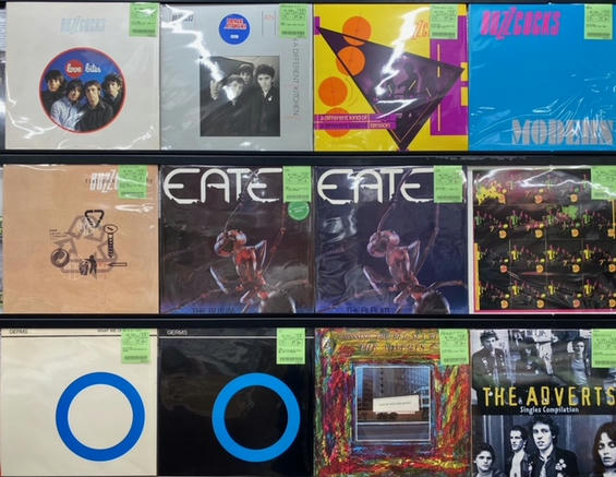 diskunion_ds13's tweet photo. 【中古】

70～80年代を中心にパンク、ハードコアに新着レコードをご紹介。
#BLACKFLAG,#BUZZCOCKS,#FUGAZI,#HUSKERDU, 
#STIFFLITTLEFINGER などなど一度は聴いてほしいクラシック揃い☠️

メールやお電話、オンラインショップでのご注文などでお気軽にご利用ください。

⇒https://t.co/RzNI5Ra1O2 https://t.co/mMijOejsgm