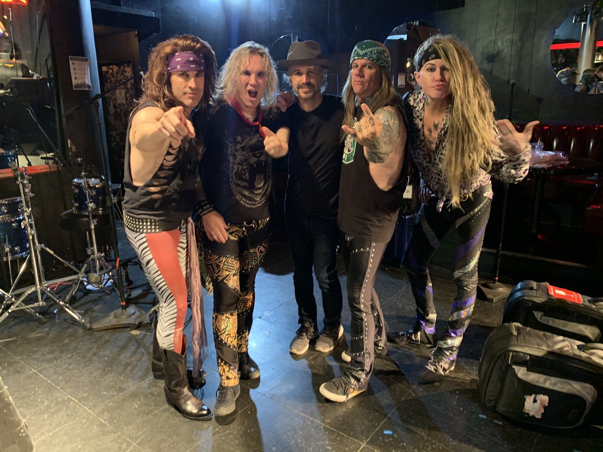 BlackTommy's tweet photo. #steelpanther killed it today #theviperroom https://t.co/T5drEOwvVj
