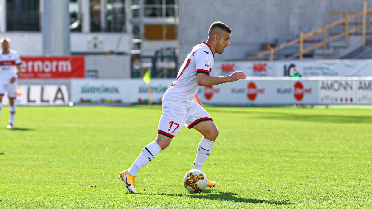 fclubsuedtirol's tweet photo. ⏯️MATCH PREVIEW
Gara di andata del primo turno nazionale dei #Cplayoff contro la @ProVercelli1892
Arriva preparato al fischio d'inizio⚽️
🔜PREVIEW: https://t.co/noyTT1y7nr
🎙️VECCHI: https://t.co/I6Fw5LrXsI
5⃣CURIOSITÀ: https://t.co/QWZeAfsVnx
#PVESUD #ProVercelliFCSüdtirol https://t.co/YqpvHdKbEi