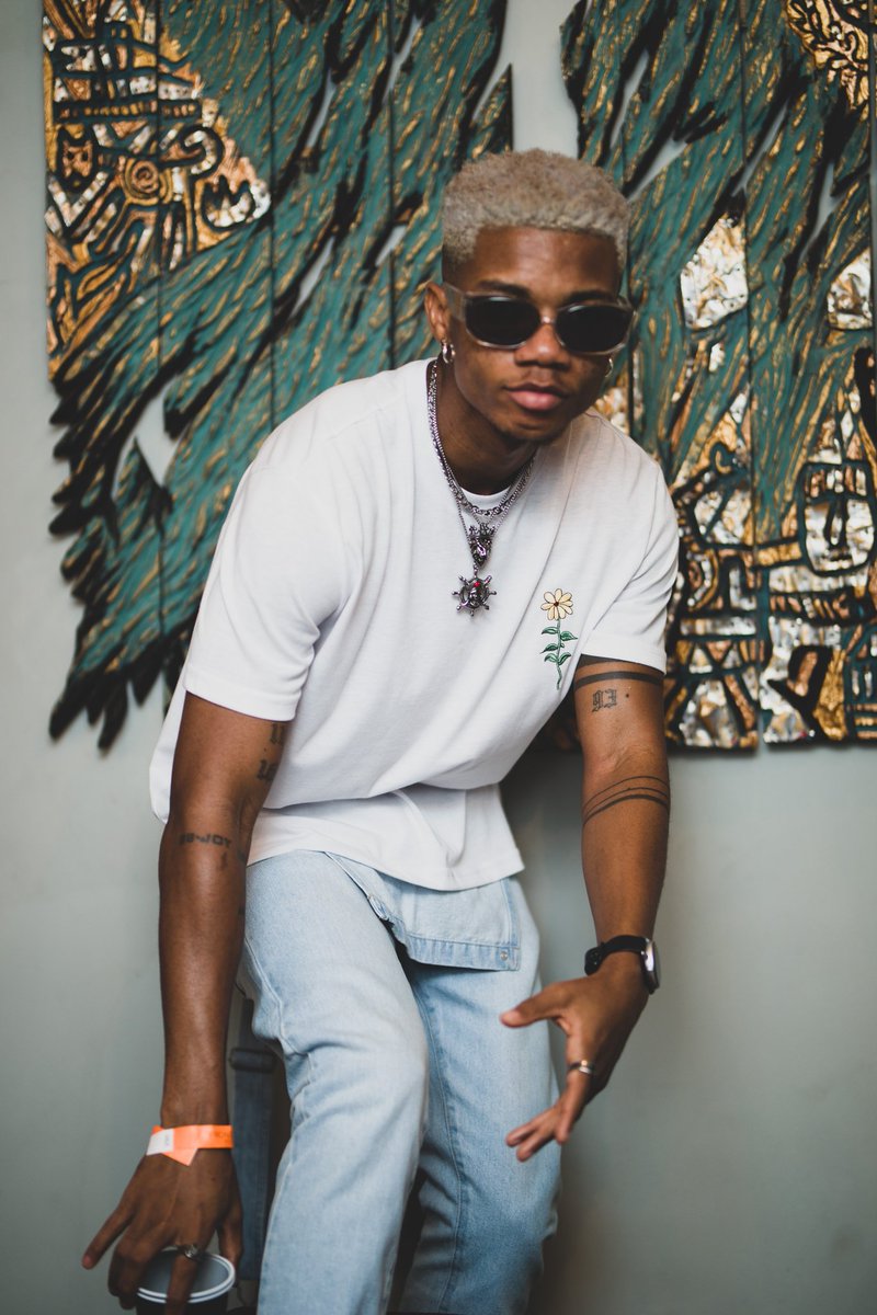 KiDiMusic's tweet photo. Happy Sunday 😈👐

📸 @twinsdntbeg https://t.co/eSE0JiU7uc