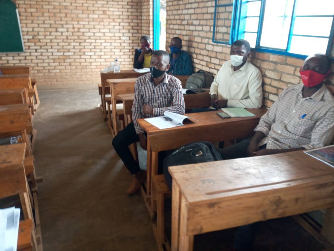 TTP_Rwanda's tweet photo. Having thoroughly gone through bloom printing the second term assessment yesterday, today teachers had a brief sharing of key learnings and how they can apply acquired skills in their classes. @MastercardFdn @Rwanda_Edu https://t.co/fRm3A6jgLX