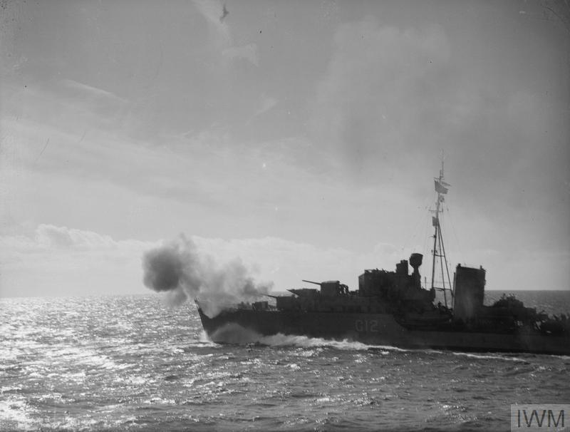 Rich_Ships's tweet photo. ** Sunk On This Day **

F12 HMS KASHMIR

23-May-1941 Royal Navy K-class destroyer sunk by German Stukas south of Crete

Stukas straffed survivors of #HMSKashmir and nearby #HMSKelly

80 KIA

#OnThisDay #SunkOnThisDay #OTD #WW2
Firing in chase at enemy DDs off Brest Oct-1940 https://t.co/H1jS9AlpGx