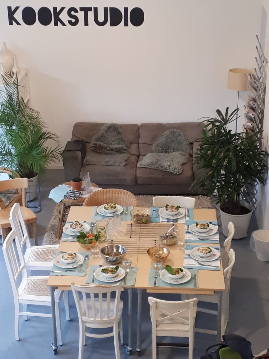 IedersPlak's tweet photo. #KoffieKwis #WalkingLunch #BuitenBorrel #Speldiner ?

Zowel binnen als buiten hebben we geschikte plekken voor de informele afwisseling tussen je zakelijke bijeenkomsten door. Precies wat jullie afgelopen jaar het meest gemist hebben. > info@iedersplak.nl https://t.co/RB2ohxrXji https://t.co/ff570ufUjt