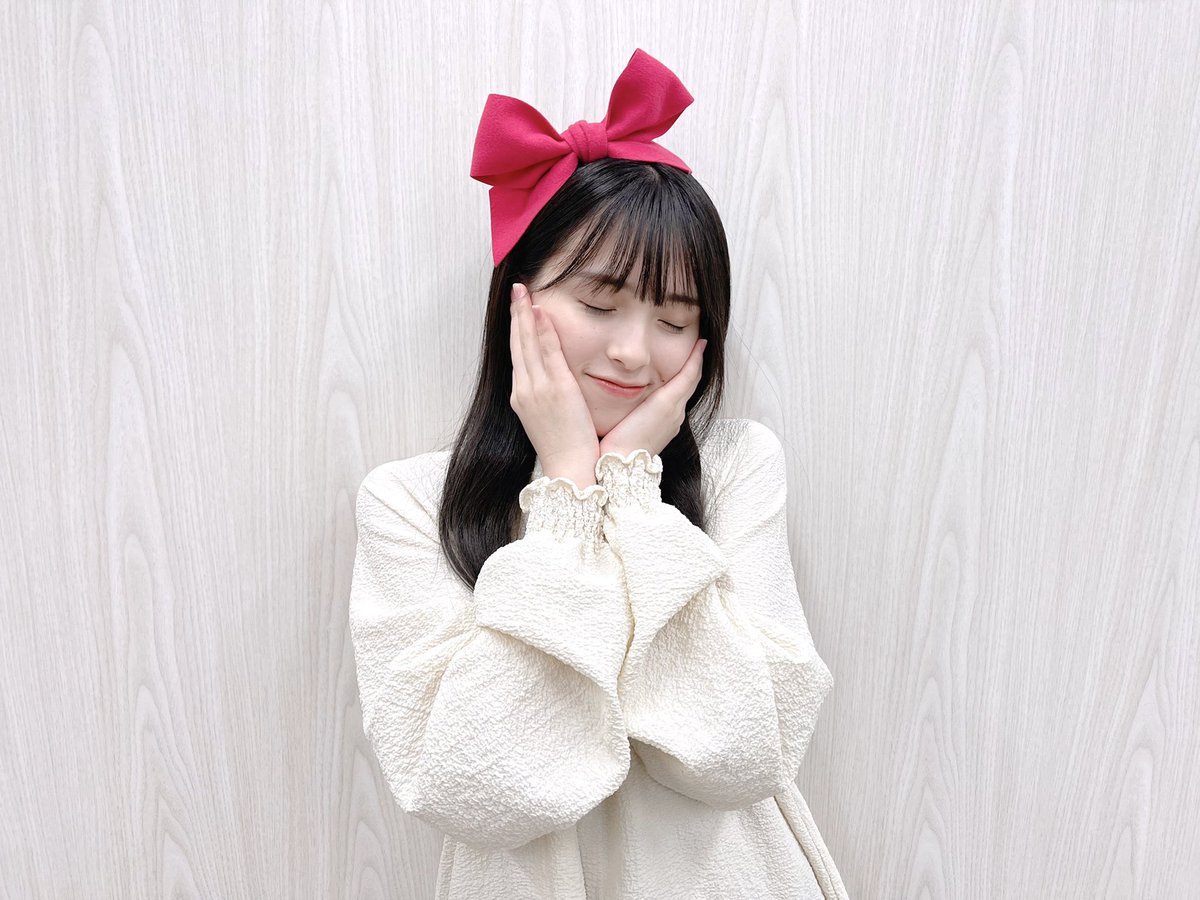 赤いリボンが可愛い桃ちゃん