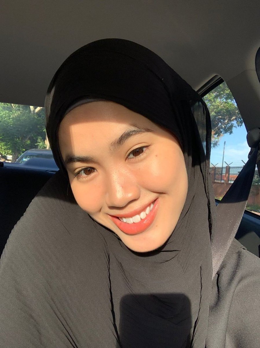 najihahshahrel's tweet photo. The face                     ✨the magic✨ used https://t.co/xiCQ9Cg64e