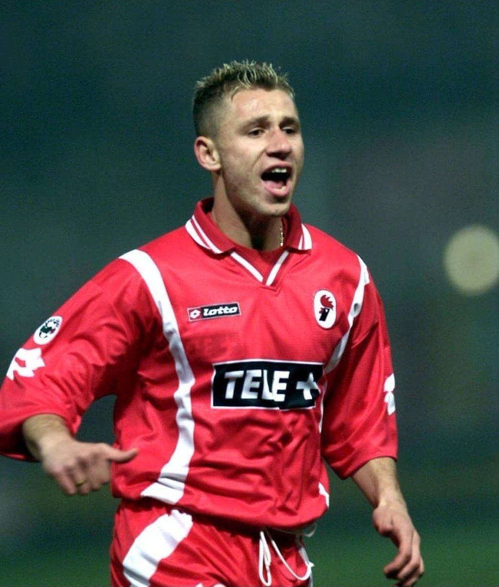 retrofutboll's tweet photo. Antonio Cassano #AsBari https://t.co/1hU3cjsZfA