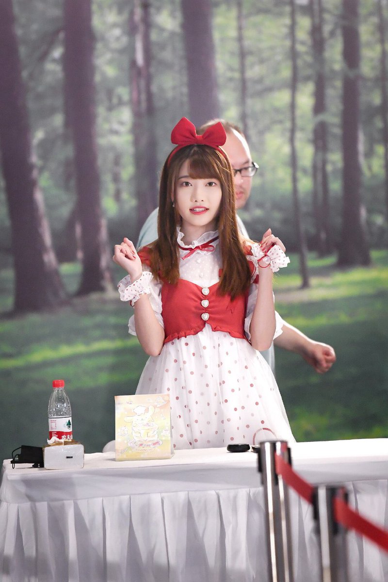 Akb48 Team Sh 2期生 4期生picks Akb48 Teamsh 2期生曾鸶淳 Zeng Sichun 握手会misaki Akb48teamsh 曾鸶淳 Zengsichun Asiafestival Akb48groupasiafestival21 T Co Z4o0lf1si1