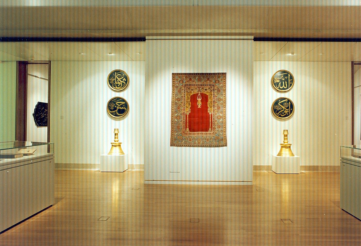 SOAS Gallery tweet media