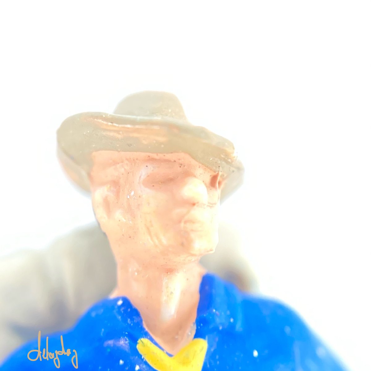 delayday1's tweet photo. lonesome. #lonesome #transition #photography #modernart #popart #contemporaryart #fotografie #art #traveler #vagabond #hobo #cowboy #ontheroad #paint #lofiart #lofi #nft #nftart #delayday #nftartist #nftcollector #nftcommunity #foto #photo #plastic #portrait #parallelreality https://t.co/Ryyuvjnlxg