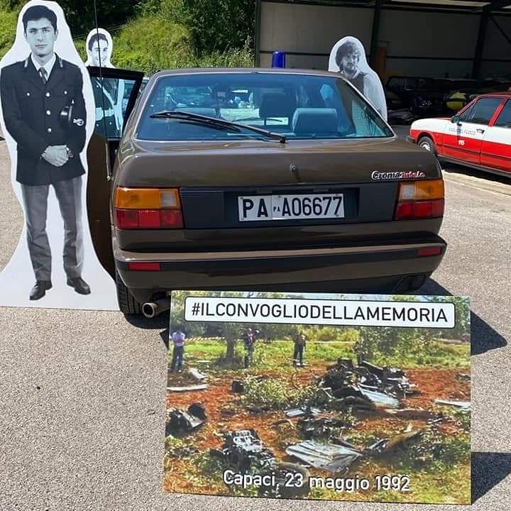 fiat_fan_club's tweet photo. FIAT Croma turbo ie replica
#polizia #blindata #maggio1992 #ilconvogliodellamemoria
#Fiat #Fiatcroma https://t.co/Q6G8KQIJ35
