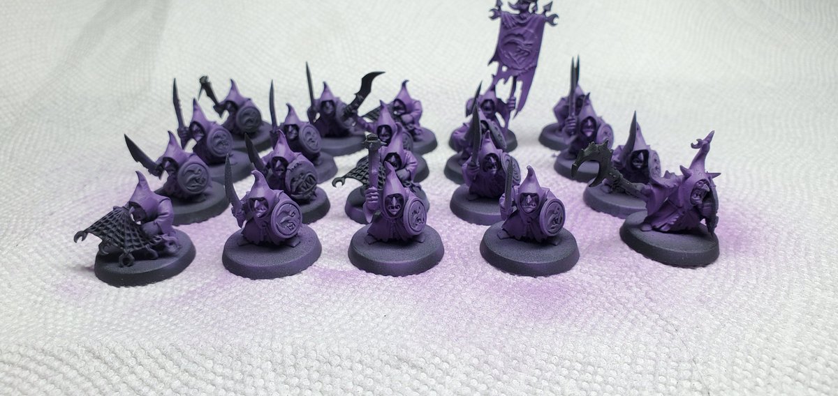 BrushLickaNym's tweet photo. The return of #MiniADay is on the horizon. So far getting through some of the longer days work. https://t.co/yqXTiXJCrc