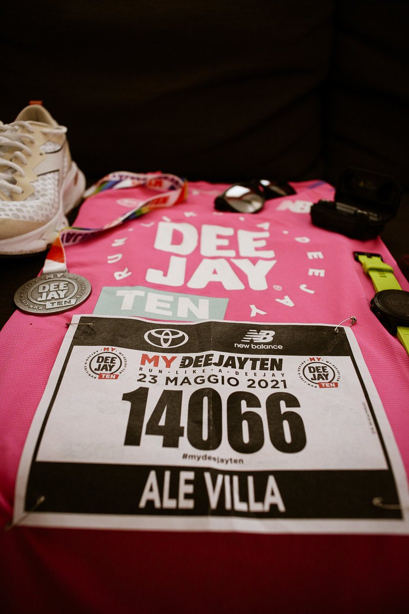 Alessan56293805's tweet photo. Ready to run!! 😎🏃🏻
#deejayten #mydeejayten #2021 #runlikeadeejay #radiodeejay #Monza #parcodimonza https://t.co/r7Q6a581sY