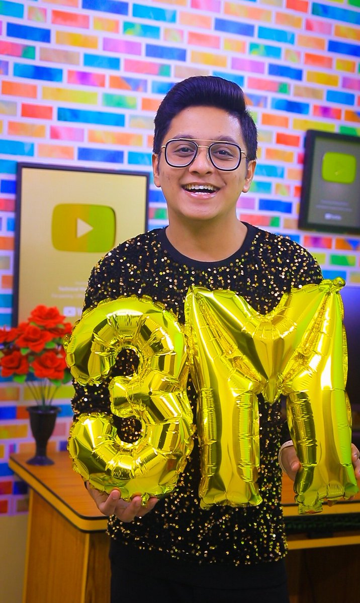 techy_aman's tweet photo. 3 Million YouTube Strong Family❤️

It's really not possible without your support..Thank you so much guys for all your Kind &amp; Marvelous Support..It means alot💝

#AmanLalani #YouTube #Fans #love #technicalmasterminds #TechyAman #tech #creators @YTCreatorsIndia @YouTubeIndia https://t.co/BwZBT9546p