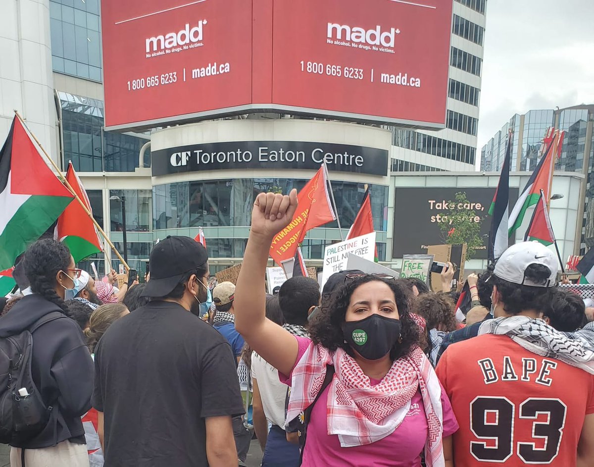 cupe4207's tweet photo. #CUPE4207 stands in solidarity with the people of #Gaza who face illegal occupation #FreePalastine Our VP-Unit1 in Toronto showing #Support https://t.co/sQpcGi2YbK