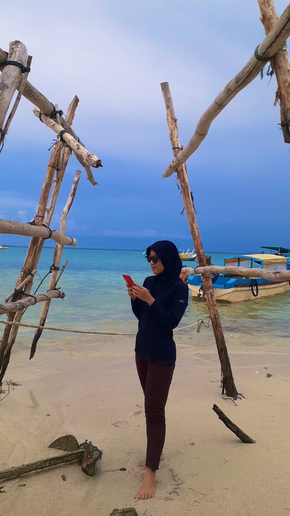 DeviPurbosari9's tweet photo. Ldr = lama lama dia raip https://t.co/V8xHV0vUYT