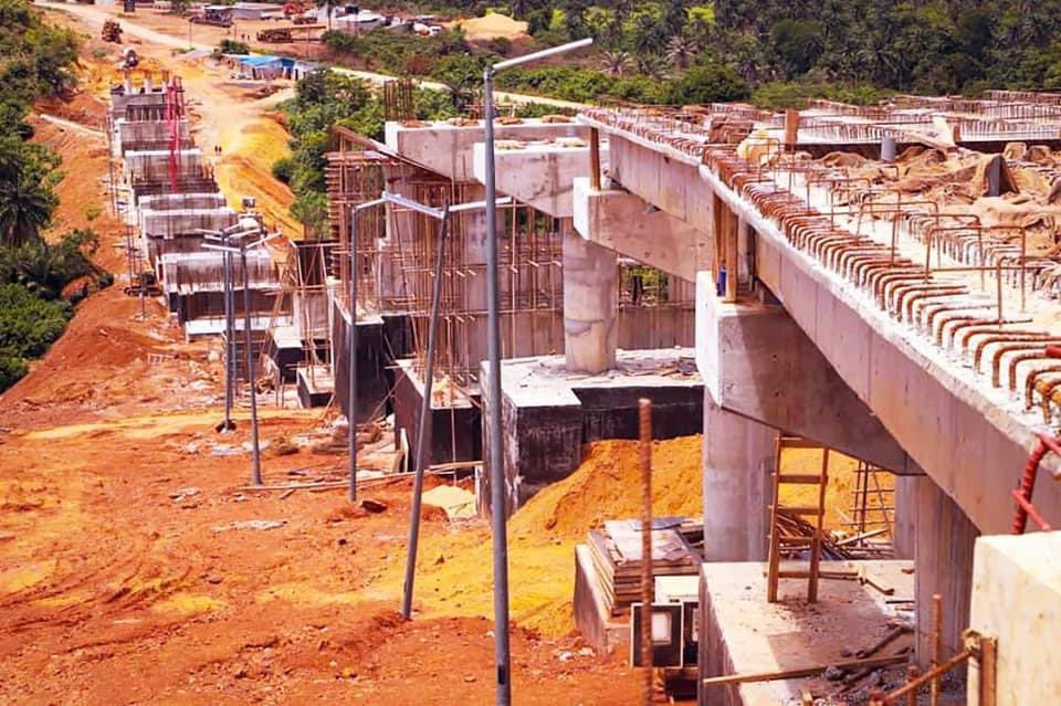 FrancisNwaze1's tweet photo. The news of what Governor Umahi is doing in Ebonyi State is trending and we decided to display this one of a kind construction going on in Inyere, Ebonyi State.
Many have calls Governor Umahi a construction god but we believe that construction lives in him. Take a look https://t.co/EgWmUcZ33D