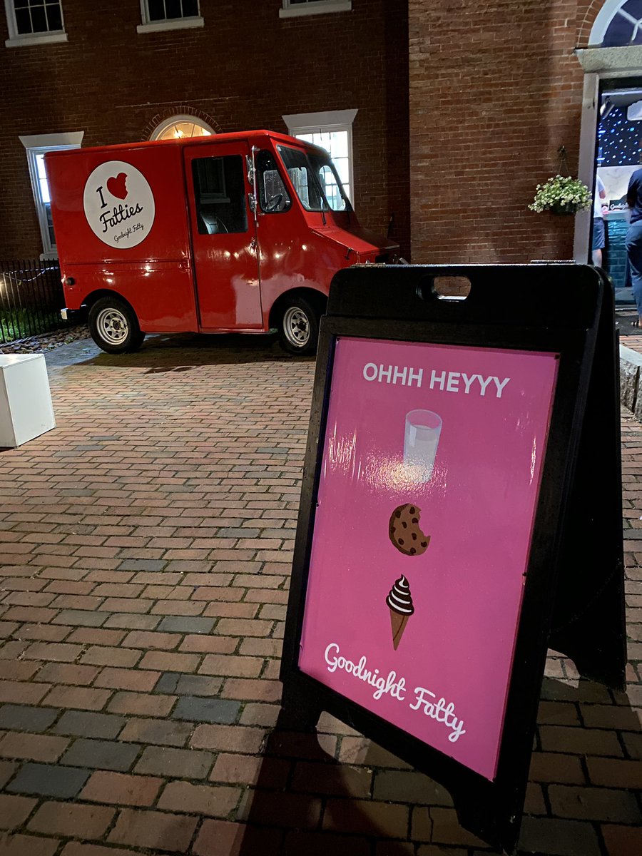 frankruptcy's tweet image. @marknorm I hope you are getting some kind of royalties from these fatties. At the very least your tour dates should be posted somewhere on the premises