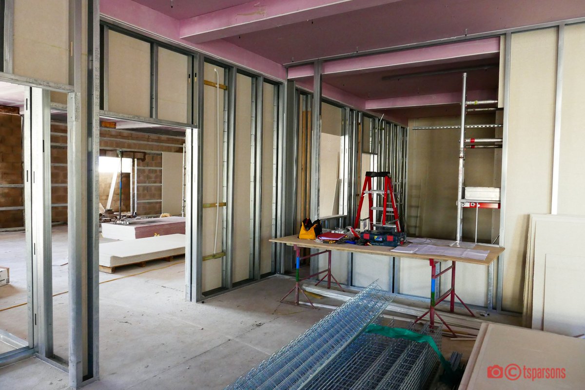 StTsHOTC's tweet photo. Terry has been busy photographing the interior progress by @Pinington this week. We are beginning to get an idea of how the centre will look inside now...
Please don't forget that today is the deadline for sending in your pledge forms for our (hopefully final) fundraise. https://t.co/TEeEc8hXKK