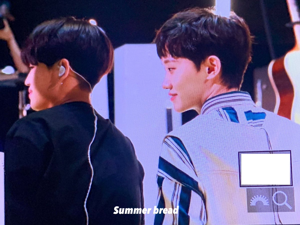 summerbread_'s tweet photo. 210523 #호피폴라 #김영소 #하현상

호피폴라 막내들 머리가 너무 동그래요 https://t.co/CCHH7XMhRZ