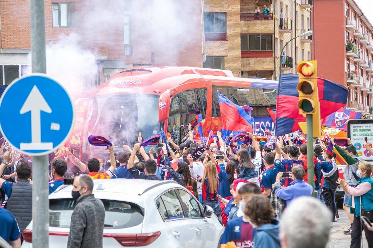 SDHuesca's tweet photo. Por todos y cada uno de vosotros...

¡¡ 𝗩𝗢𝗟𝗩𝗘𝗥𝗘𝗠𝗢𝗦 !!

🔵🔴 https://t.co/tpgohukkgI