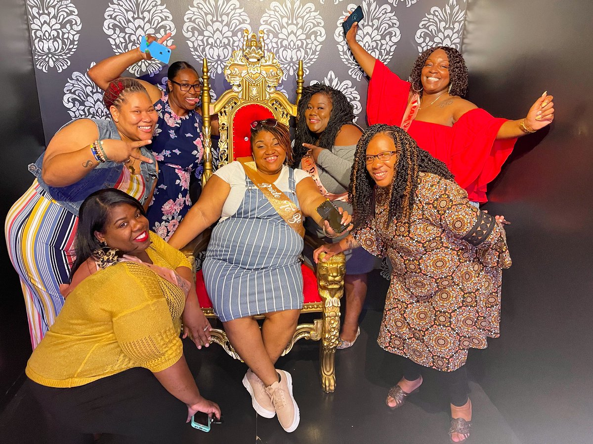 He put a ring on it! Congrats to the bride to be! Thanks to Team Bride for surprising her with a private event at Selfie Symposium! Check out our website and email us to plan your exclusive event! #selfiemuseum #selfiestudio #durhamnc #BlackOwnedBusiness