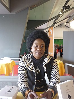 lecture_kitab's tweet photo. #RUBRIQUE_DÉCOUVERTE 💡
Fatoumata KEITA
 
●Biographie : 
Fatoumata Keïta, souvent appelée Fatim Keïta, née en 1977 à Baguinéda, est une femme de lettres, romancière, poète et essayiste malienne...

https://t.co/YRZ7b5HbP7❤️📚 https://t.co/qfHTj0mOCo