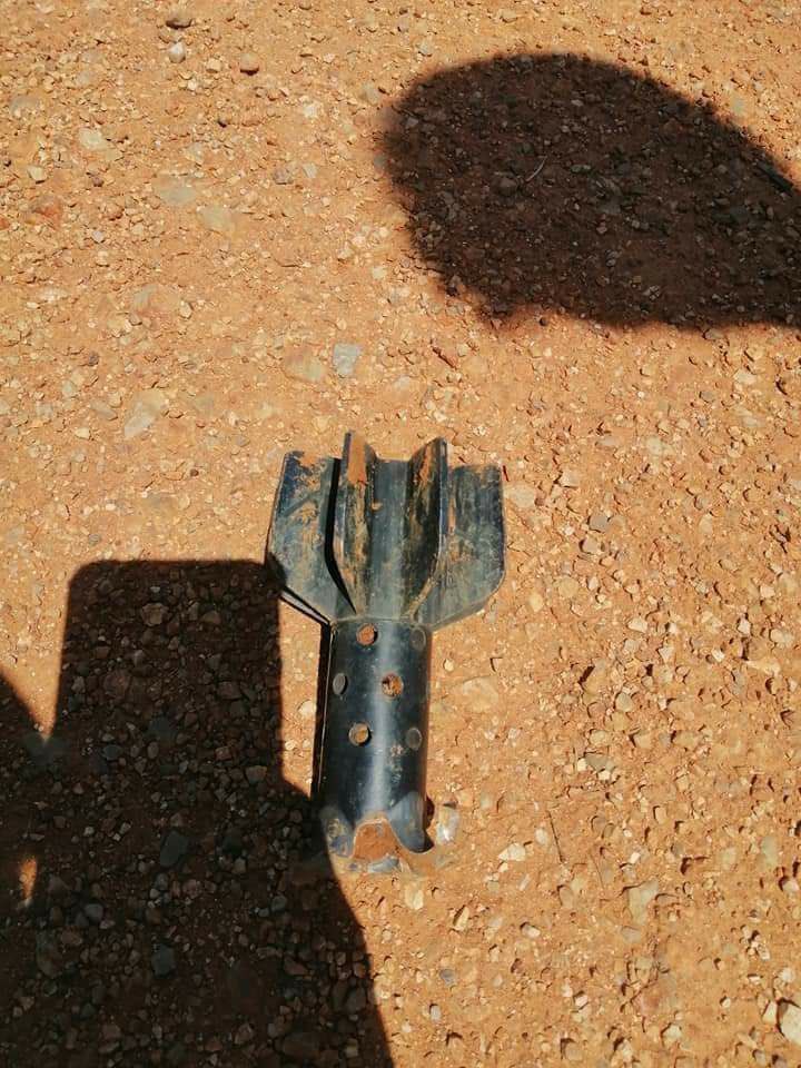 nslwin's tweet photo. MOEBYAEL, Shan State:

Some houses were hit by the shells fired by Terrorists (Myanmar security forces) from Battalion 422 at around 4pm.

#May23Coup #WhatsHappeningInMyanmar #MilkTeaAlliance https://t.co/TUqd36DmMn