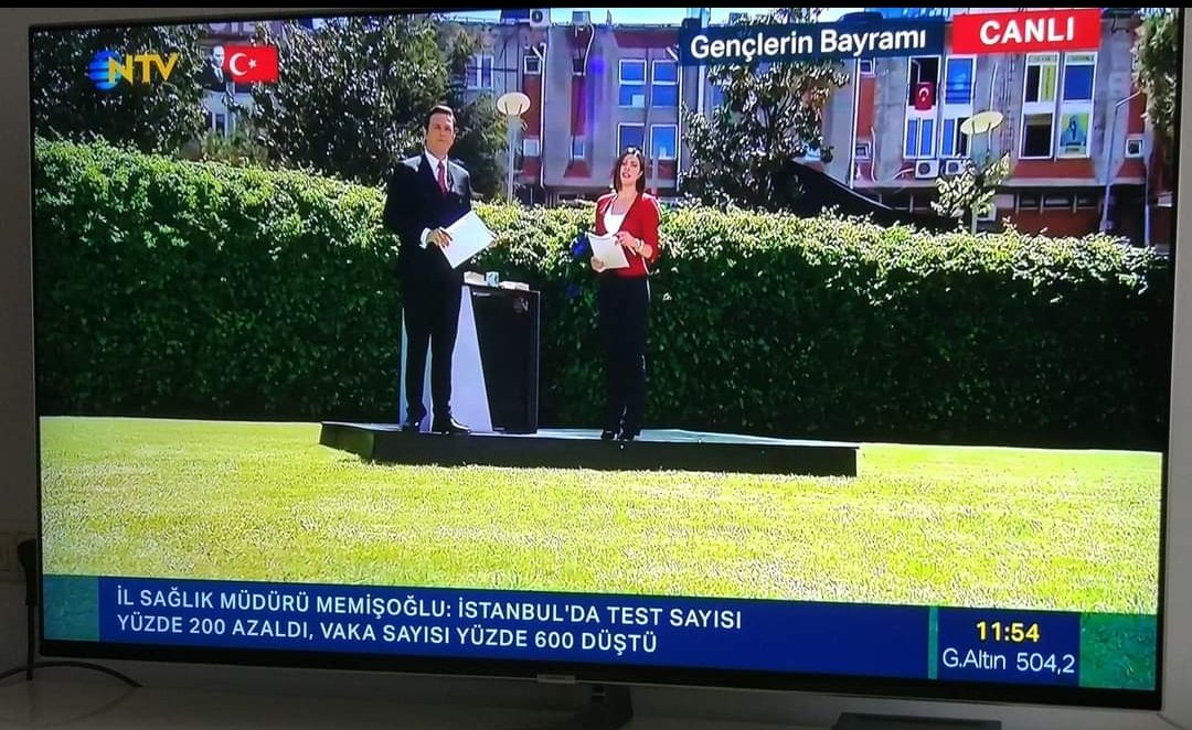 Gözümüz aydın, vaka sayısı İstanbul'da %600 azalmış, -5000 civarına düşmüştür artık.
%600 azalış nedir arkadaş? Ne yazık ki tek sorun dahi anlamındaki 'de' yi ayrı yazmamak değil...