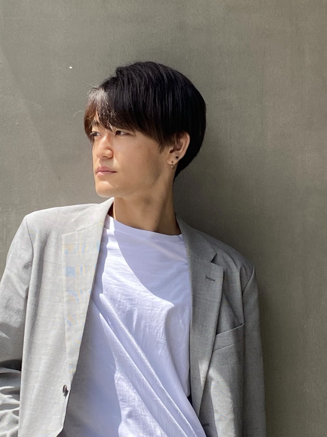 Naoki 無機質な壁が１番映える 笑 モデル メンズモデル サロンモデル サロモ メンズサロンモデル メンズサロモ 撮影モデル 被写体 被写体モデル T Co Wefpbpxcqe Twitter