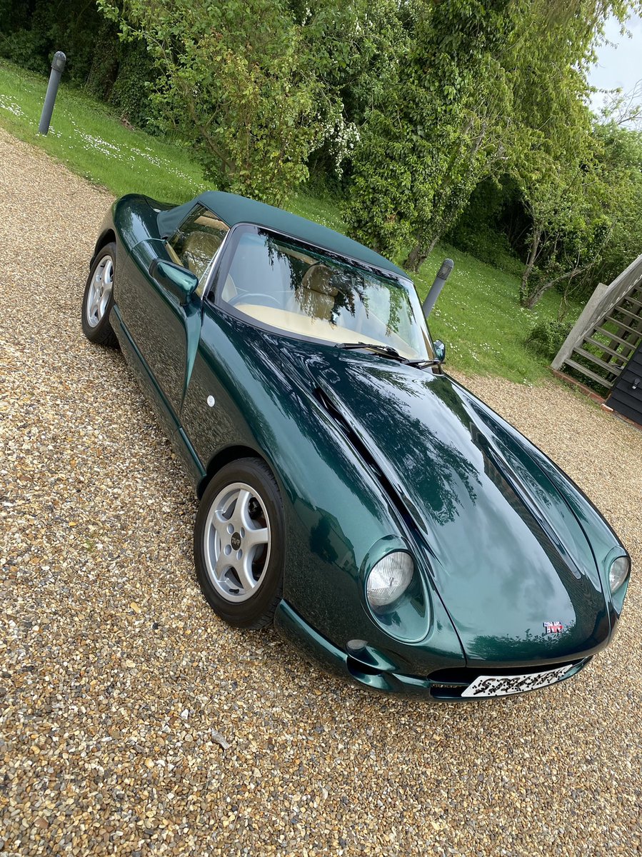 SiBennett01's tweet photo. Trevor’s out. #sundayhack #TVR @Vint_Tro https://t.co/OXwmlrJUWf