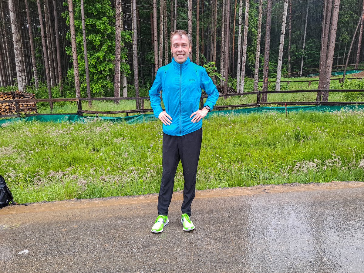 AJ_Vattulainen's tweet photo. MARATON-DEBYYTTI 2.13.29! 🔥Juoksija on väsynyt ja vesisateen runtelema, mutta tyytyväinen. Nyt palautumaan!

#craftsportswearfin #vaarafi #katajayu #marathon #s7marathon https://t.co/9V408jFvkf