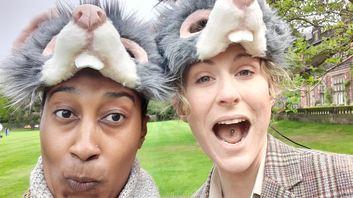 janelliebelliee's tweet photo. When your mate texts you at 6:30am to ask if you're free to help out on a job! 

#MaggieMouse
#PeterRabbit
#PeterRabbitAndFriends
#PeterRabbitAndFriendsExperience

#SneakyExperience https://t.co/ueErJUNR1G