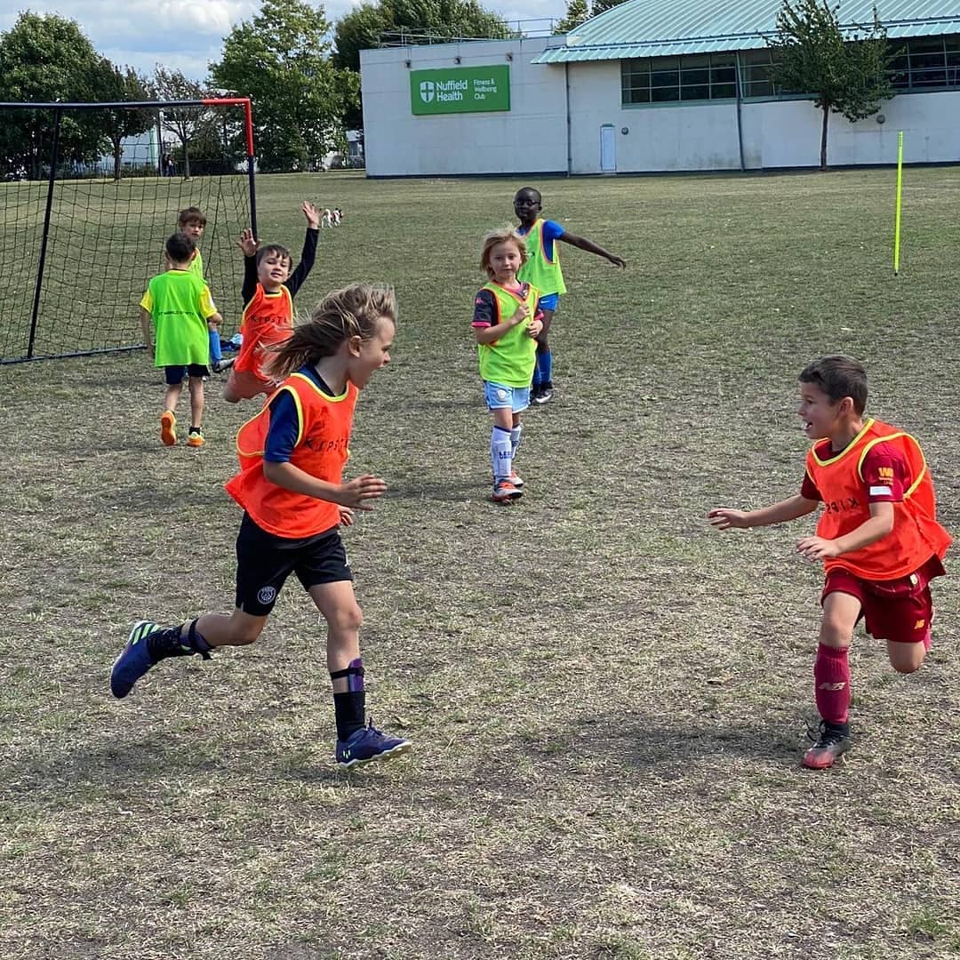 FirstTouchAcad3's tweet photo. Reminder that FIRST TOUCH ACADEMY will be running SUMMER CAMPS this year!! 👀👀 Come and join us for FUN-PACKED, FOOTBALL-FILLED days, with competitions, games and prizes to be won!! 🍭🍡🏆🏆⚽️

Click the link the bio to register! 

#football #coaching https://t.co/lK88u9DySl