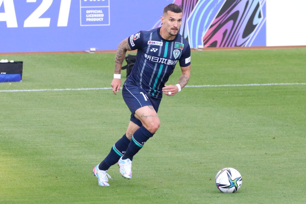 右サイドから鋭いクロス＆シュートを連発⚽✨ 前線からの守備も