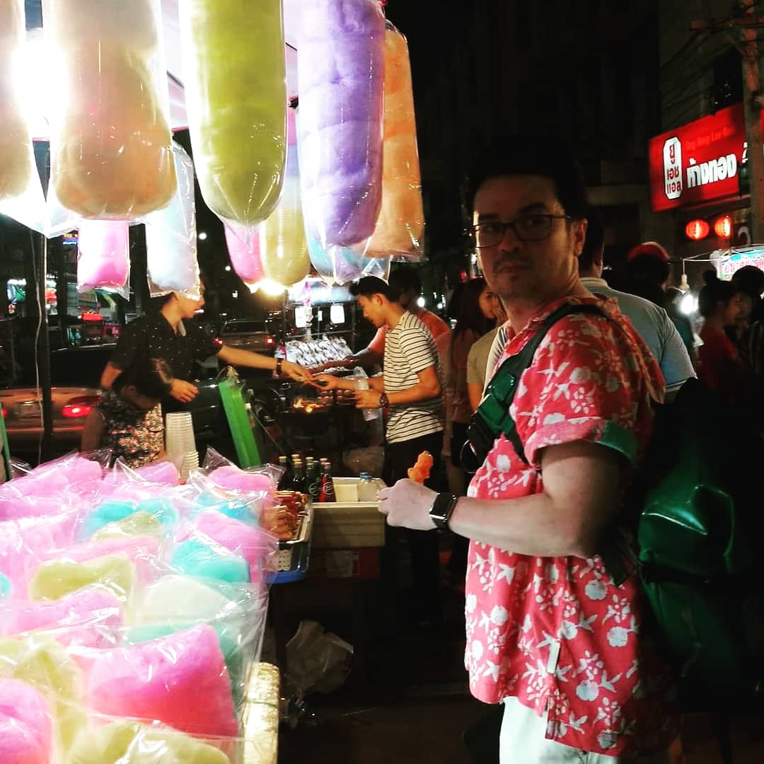 HarinBrilley's tweet photo. คิดถึงงานวัด และ สาระพัดงานเทศกาล
And I miss all the fairs and carnivals
🎡 🍦 🃏 🎈
Repost from my SONYXPERIA
Photographer: @applebigverymuch 
#งานวัด #งานคาร์นิว้าว #งานย่าโม #ไอศครีม #ลูกโป่ง #อนุสาวรีย์ท้าวสุรนารี #ladymo #korat #koratfestival #carnival #fair #streetfood https://t.co/RMYUCKnyOx