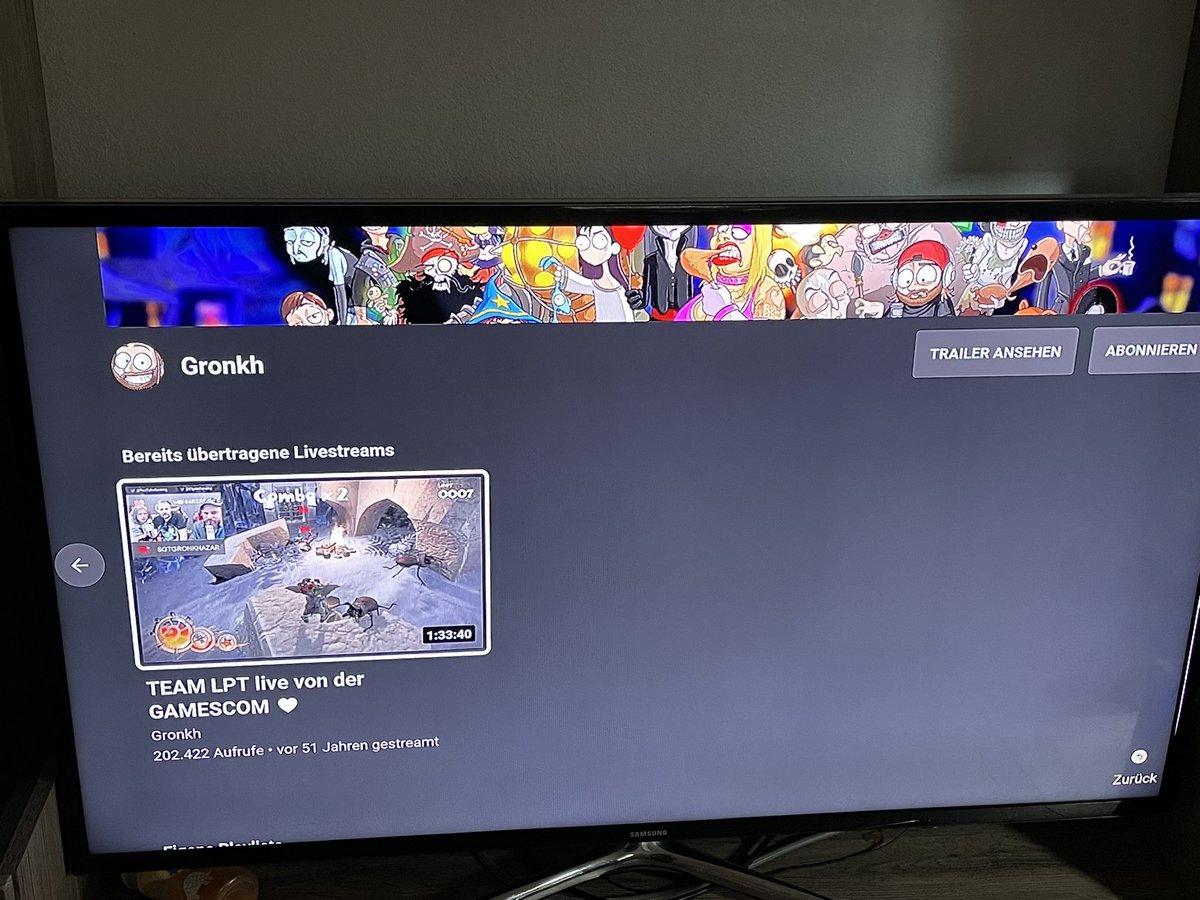 Ähm ja… ich wusste ja das <a href="/Gronkh/">𝑮𝑹𝑶𝑵𝑲𝑯</a> schon sehr lange dabei ist aber so lange? 😂