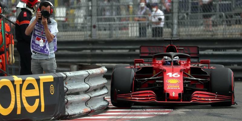 Coup de théâtre: Charles Leclerc finalement contraint à l’abandon avant le départ du Grand Prix de Monaco bit.ly/3u7zK8Y