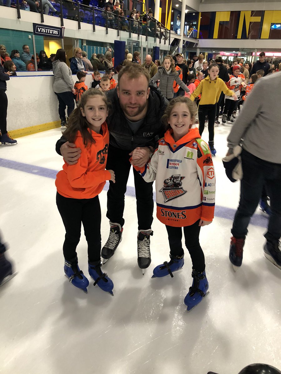 Kenwold's tweet photo. So sad to here the new of the passing of Marek #RIPTron @steelershockey #SteelersFamily https://t.co/LQ3Bx5D8aO