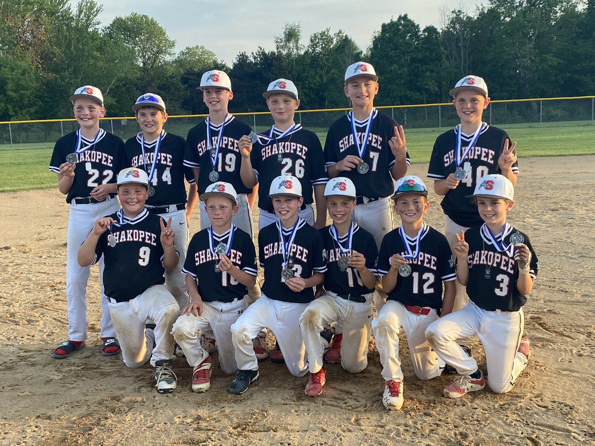 beachshark157's tweet photo. 11AAA finishes 2nd in their first ever wood bat tourney in Blaine. They put up a heck of a fight in the championship game, with a 3-4 finish. Jack Stensrud hits his and the team’s first home run!! @ShakoYouthBB @tschlepe https://t.co/hdWzeecaXf