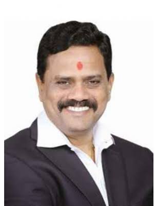 LsPiyush's tweet photo. @BalaNandgaonkar @abpmajhatv @zee24taasnews @TV9Marathi @News18lokmat आपण यांना पाहिलेत का? 🤔🤔 https://t.co/U4trPTnIQx