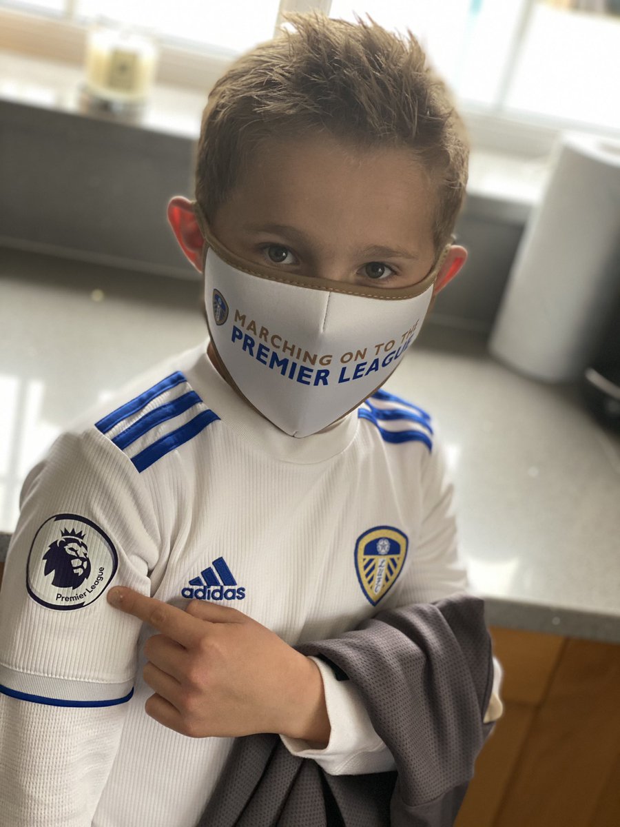 mrs_young24's tweet photo. 🤍💛💙 @LUFC 
Football is back!👊🏼🙌🏻
Elland Road....here he comes
#mot #alaw #LeedsUnited 
@marvareemo https://t.co/hyEEFkktun