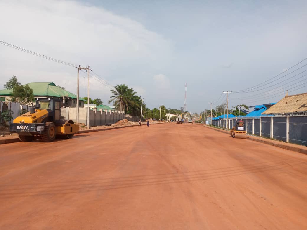 CCECCKADUNA's tweet photo. More update on Dualisation of Rabah road from Arewa house to waterboard by @CCECCKADUNA #KadunaUrbanRenewal 

Item of work: Continuation of earthworks. https://t.co/lQOFodTKlf